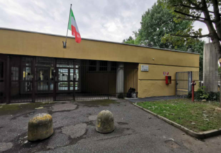 Procedura negoziata senza bando: lavori di "riqualificazione strutturale ed energetica con rifacimento della copertura e formazione del cappotto termico del plesso scolastico andersen di viale tiziano 50". cig: 9774519c3d.