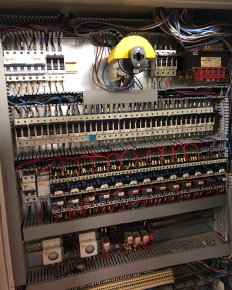 Avviso sui risultati della procedura di affidamento: lavori adeguamento dell'impianto elettrico della centrale termica dello stadio ferruccio e riqualificazione impianto antincendio dell'asilo nido aquilone. cig: a022ba9c66 