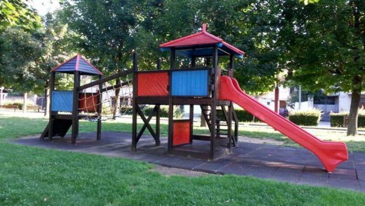 Avviso sui risultati della procedura di affidamento: fornitura e posa n. 5 attrezzature ludiche. cig. a018bb4c37